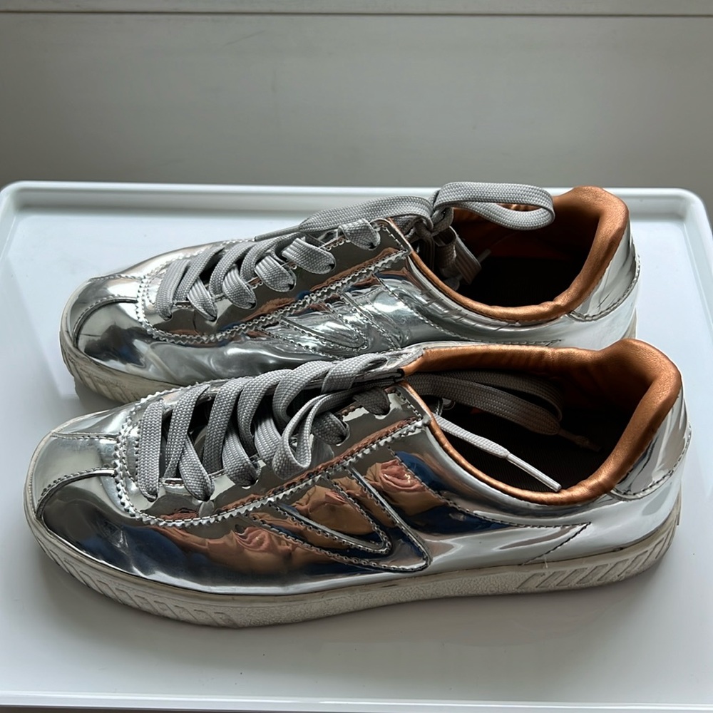 Tretorn Silver Sneakers